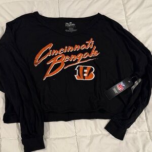 Majestic Black Cincinnati Bengals Orange Logo Crop Long Sleeve